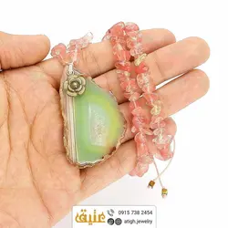 سینه ریز عقیق سلیمانی خوشرنگ و کوارتز صورتی نامنظم بافت ‌