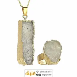 نیم ست کوارتز بلور طبیعی بسیار خوشرنگ سنگ درمانی با زنجیر استیل‌