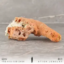 سنگ راف مرجان شاخه ای گلبهی بسیار خوشرنگ صددرصد طبیعی دکوری- سنگ درمانی وزن حدود 30 گرم