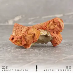سنگ راف مرجان شاخه ای گلبهی بسیار خوشرنگ صددرصد طبیعی دکوری- سنگ درمانی وزن حدود 35 گرم