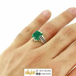 انگشتر عقیق سبز معدنی مربعی نقره چهار چنگ شیاردار