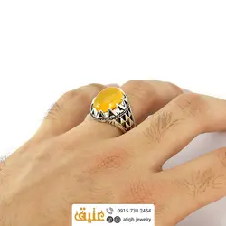 انگشتر عقیق زرد شرف الشمس طبیعی دور چنگ اره کاری سیاه قلم مردانه