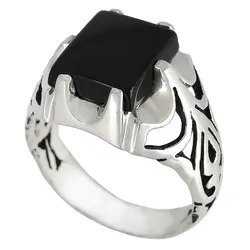 انگشتر عقیق سیاه خوشرنگ معدنی تراش تخت مربعی رکاب ۶ چنگ اره‌کاری سبک اسلیم نقره ۹۲۵ عیار