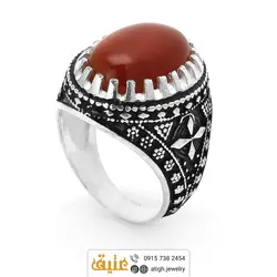 انگشتر عقیق سرخ طبیعی دور چنگ نقش برجسته سیاه قلم مردانه