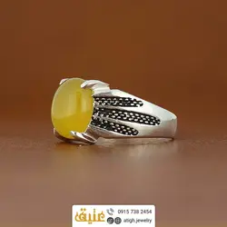 انگشتر نقره عقیق زرد شرف الشمس معدنی خوشرنگ تراش دامله رکاب نقره سیاه قلم چهار چنگ