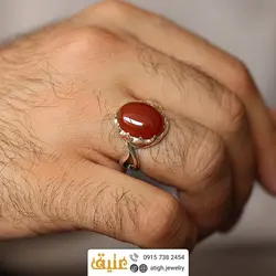 انگشتر نقره عقیق سرخ تراش دامله معدنی رکاب اشکی دور چنگ هلالی