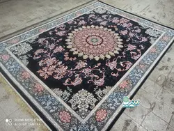 فرش ماشینی 440 شانه طرح پونه زمینه سرمه ای