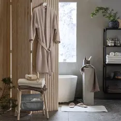 حوله لباسی ایکیا BJÄLVEN، رنگ بژ، سایز L/XL