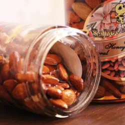 معجون عسل با مغز بادام زمینی