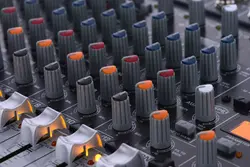 میکسر بهرینگر Behringer Qx1222USB