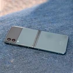 گوشی موبایل سامسونگ مدل Galaxy Z Flip 3 5G