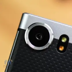 گوشی موبایل بلک بری مدل Keyone