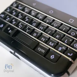 گوشی موبایل بلک بری مدل Keyone