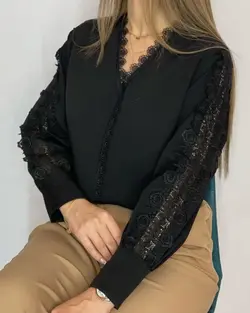 شومیز زنانه مجلسی کرپ با خرجکار گیپور مدل پرنیان