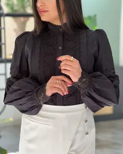 شومیز زنانه مجلسی حریر و گیپور مدل ساناز