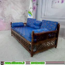 تخت سنتی چوبی با مشبک و تشک شاه نشین - فروشگاه اینترنتی ویلاسازه