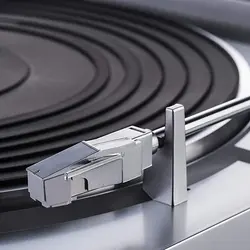 گرامافون دنون مدل DP-29F