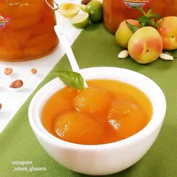 مربای زردآلو یک کیلو