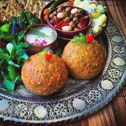 کوفته تبریزی  نیمه آماده بسته 4 عددی- ارسال فقط برای تهران