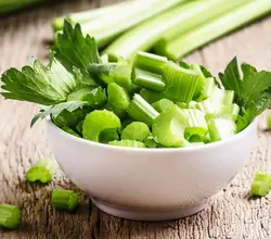 ساقه کرفس خام یک کیلو- ارسال فقط برای تهران