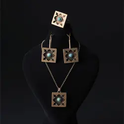 سرویس فیروزه حمادی