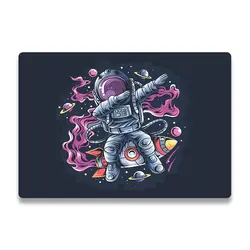 اسکین لپ تاپ طرح Astronaut کد ۱۲ به همراه استیکر کیبورد