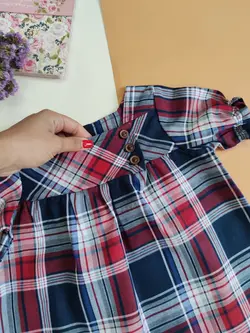 پیراهن دخترانه چهارخانه یقه خشتی