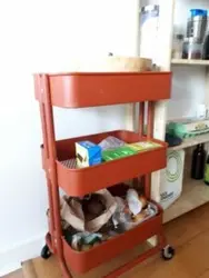 ترولی فلزی رنگ قرمز آجری تیرداد | فروشگاه اینترنتی تیرداد هوم