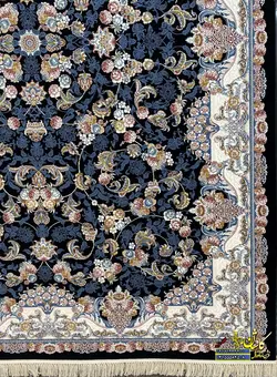 فرش کاشان نقشه پیچک سرمه ای برجسته 700 شانه