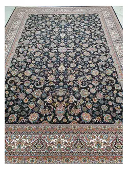 فرش کاشان 700شانه نقشه افشان گلریز سرمه ای