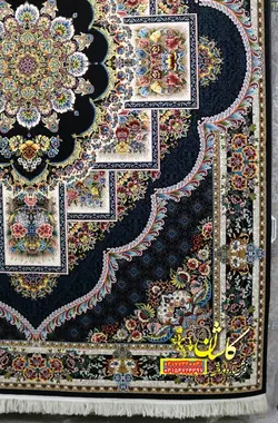 فرش کاشان 700شانه نقشه ناردون سرمه ای