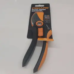 قیچی باغبانی Fiskars فیسکارس مدل P521