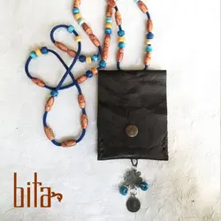 رومانتویی چرم مهره آبی