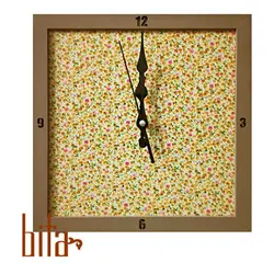 ساعت دیواری مربع شکل