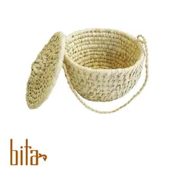 سبد حصیری درب دار متوسط