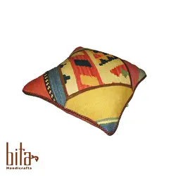 کوسن گلیم رنگ روشن