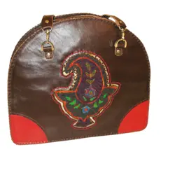 کیف چرم دوشی زنانه نیمگرد
