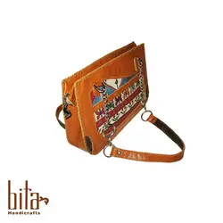 کیف چرم دوشی زنانه خردلی
