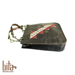 کیف چرم زنانه با گلیم سوزنی