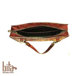 کیف چرم زنانه رودستی با گلیم پیچ