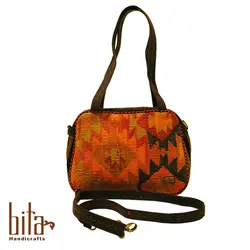 کیف گلیمی دوشی و دستی گوشواره