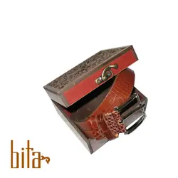 کمربند چرمی قهوه ای طرح کروکودیل