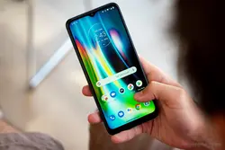 گوشی موبایل موتورولا مدل Moto G9 Play دو سیم کارت ظرفیت 128 گیگابایت و رم 4 گیگابایت