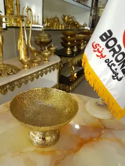 کاسه پایه دار برنجی هندی لبه ریز