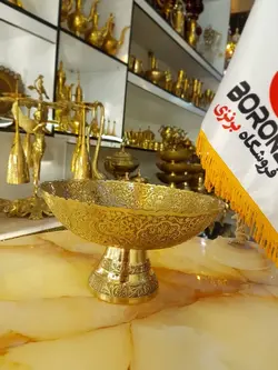 کاسه پایه دار برنجی هندی لبه ریز