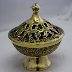 قندان برنجی درب دار قلمزنی 2111