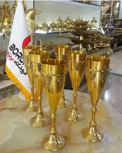 جام برنجی سایز بزرگ طرح انگور 6عددی