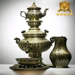 سماور برنجی چهار لیتری آنتیک قلم کاری همراه با سرویس