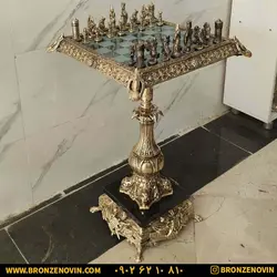 قیمت شطرنج برنز برنجی پایه دار کنار سالنی سنگین پر کار