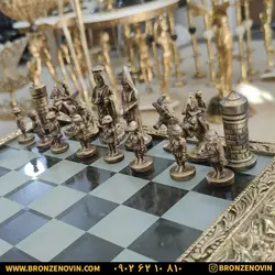 قیمت شطرنج برنز برنجی پایه دار کنار سالنی سنگین پر کار